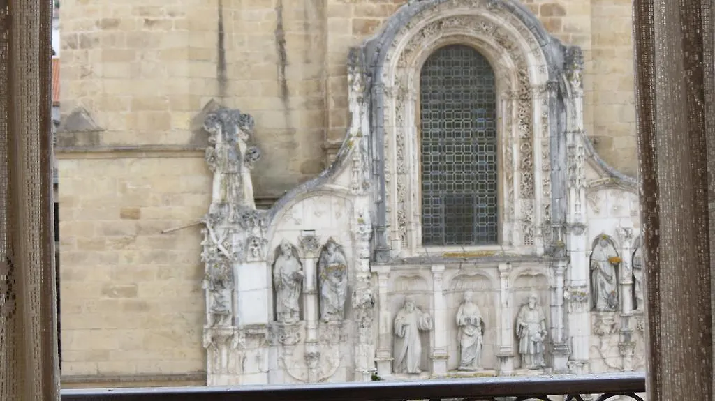 Santa Cruz Guest House Coimbra 2*,